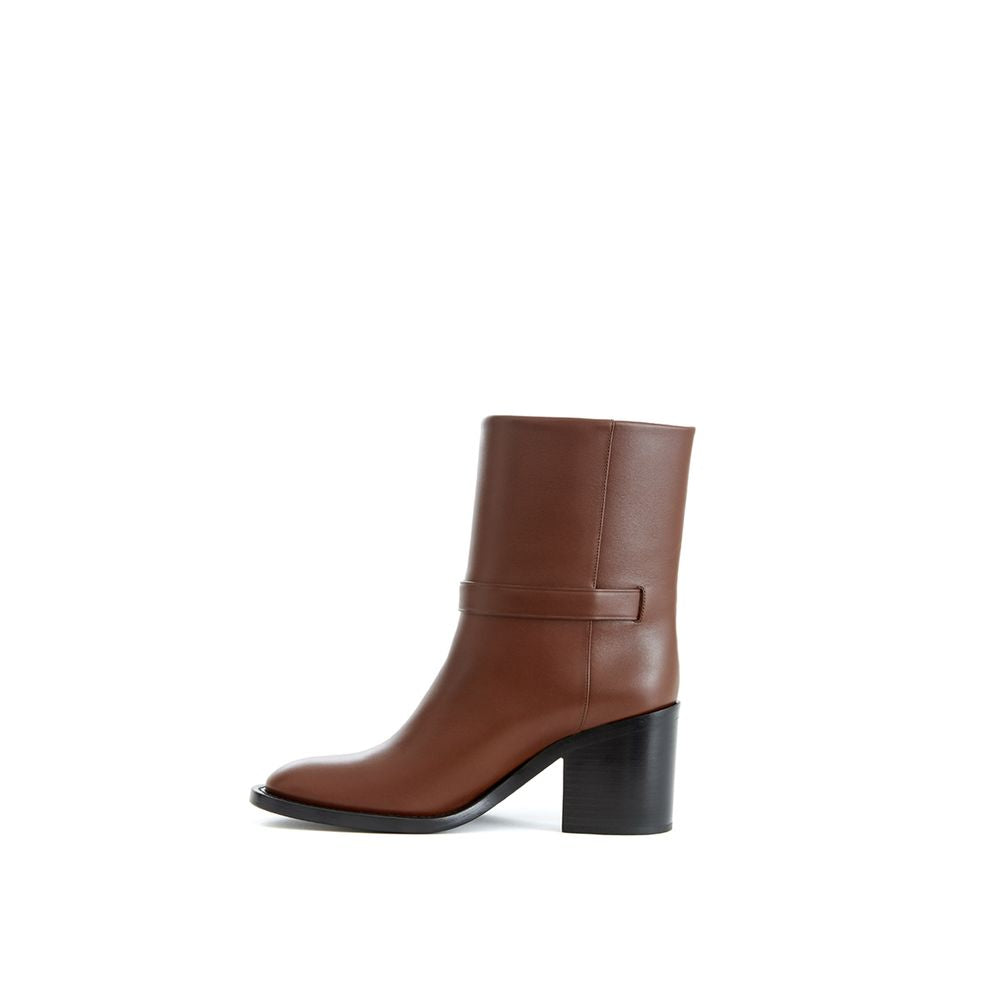 Bota de cuero marrón