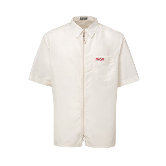 Camisa blanca de poliéster