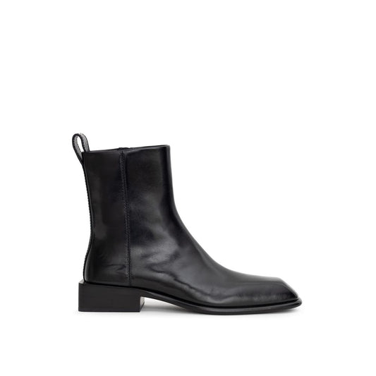 Bota de cuero negra
