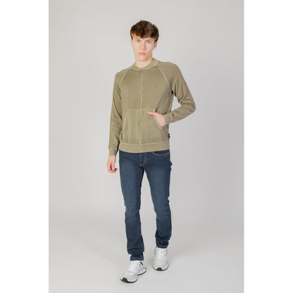 Green Cotton Sportswear