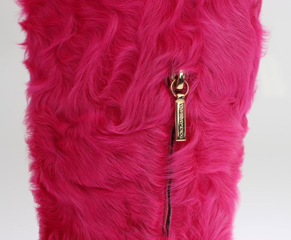 Elegantes botas de piel de cordero rosa