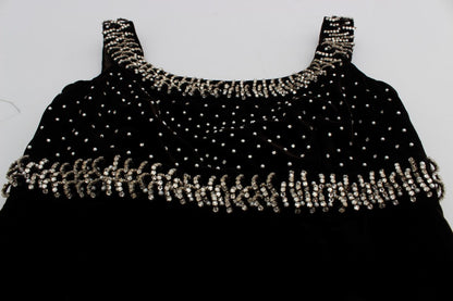 Elegante vestido de terciopelo marrón con cristales