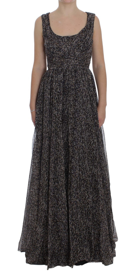 Glamoroso vestido largo de seda con lentejuelas
