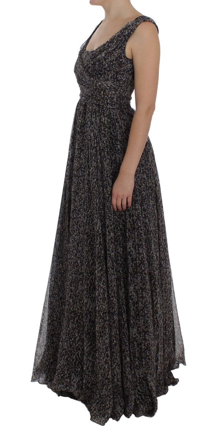 Glamoroso vestido largo de seda con lentejuelas