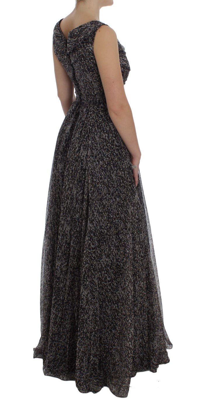 Glamoroso vestido largo de seda con lentejuelas