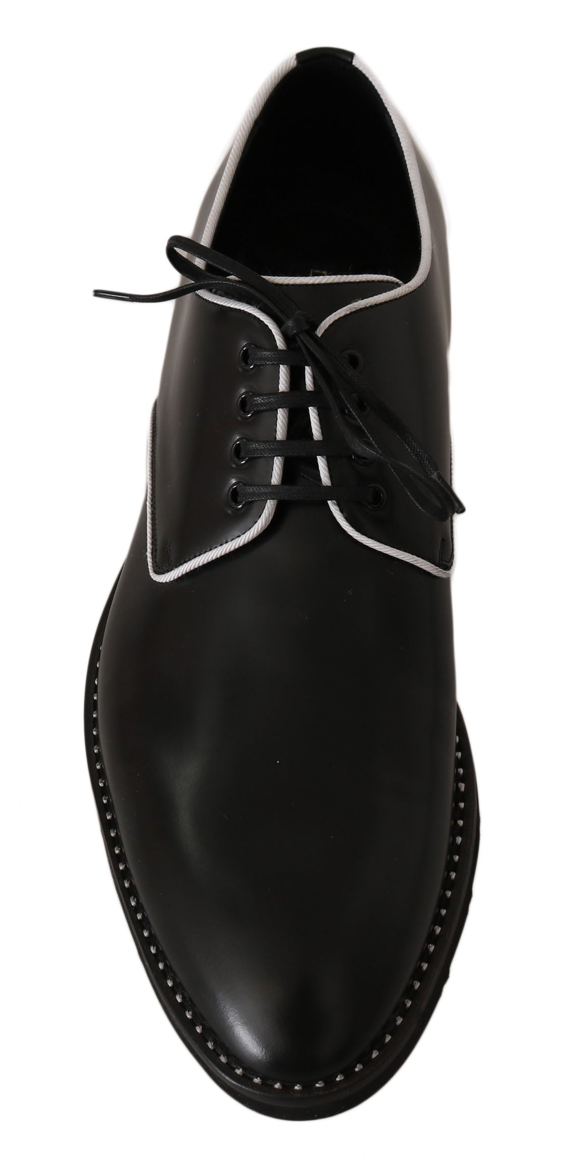 Elegantes zapatos de vestir Derby de cuero negro