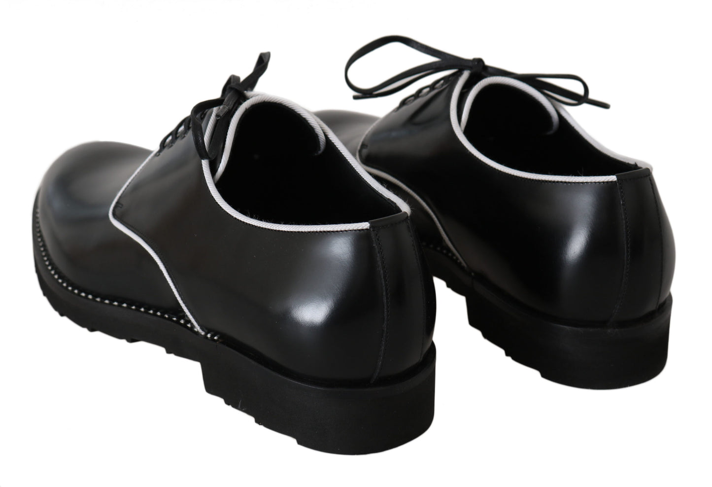 Elegantes zapatos de vestir Derby de cuero negro