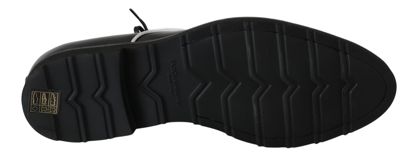 Elegantes zapatos de vestir Derby de cuero negro