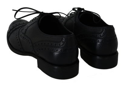 Elegantes zapatos de vestir Derby con punta de ala en azul oscuro