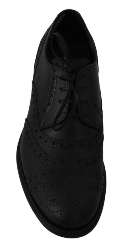Elegantes zapatos de vestir Derby con punta de ala en color burdeos