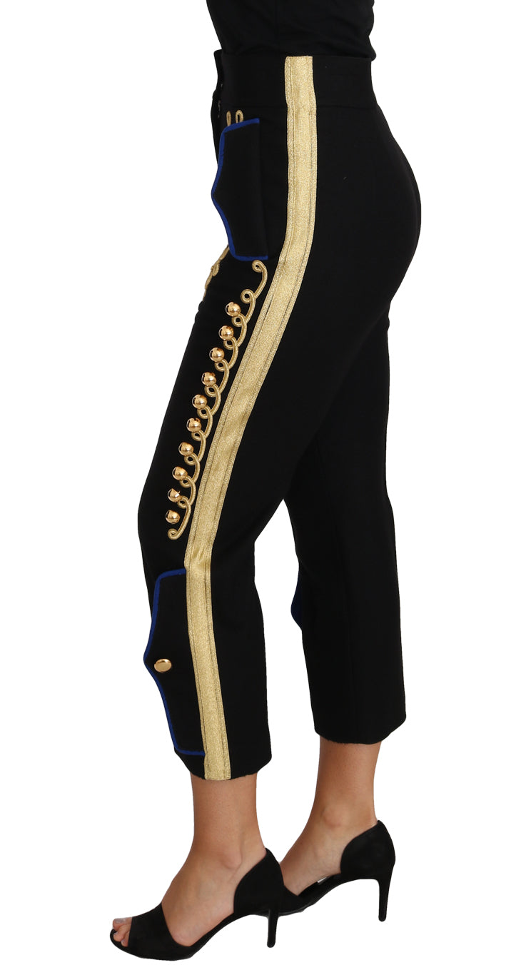 Elegantes pantalones negros con adornos militares