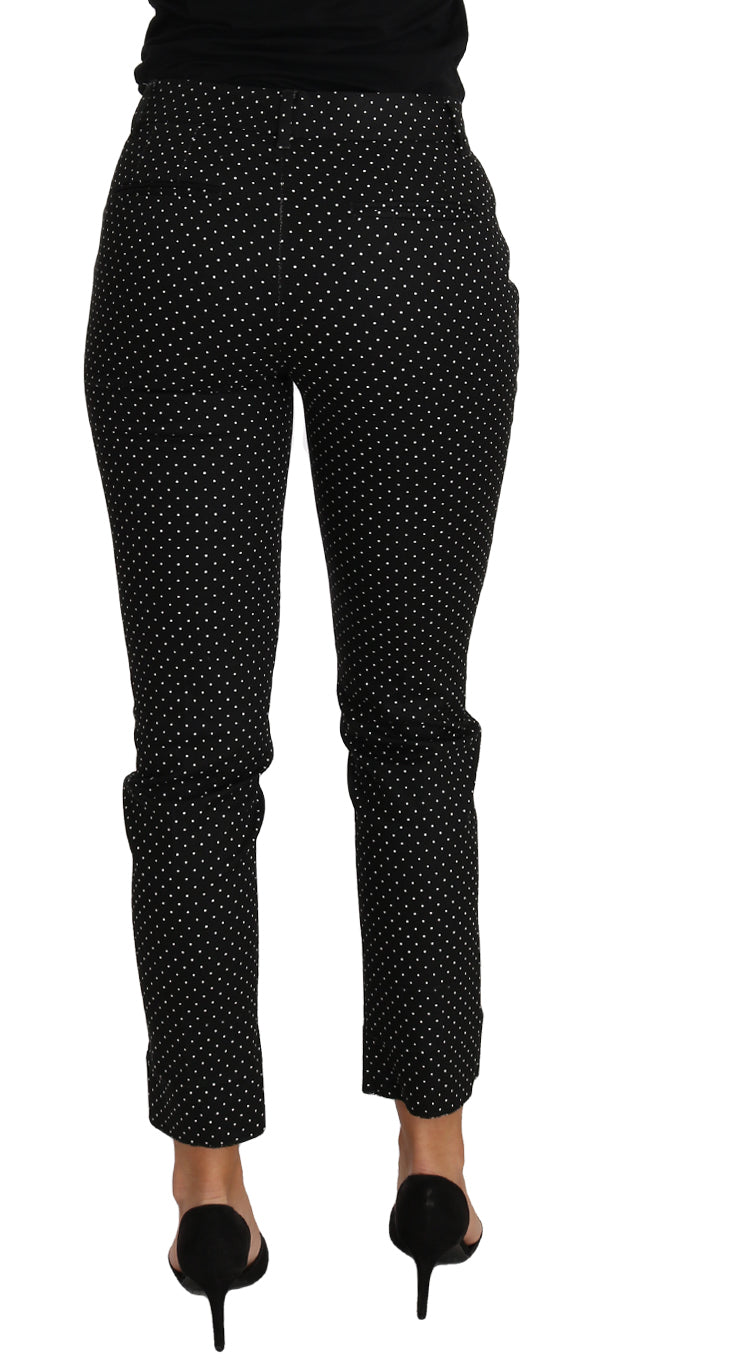 Elegantes pantalones cortos de lunares