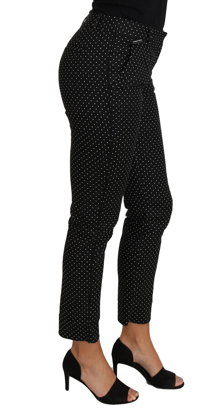 Elegantes pantalones cortos de lunares