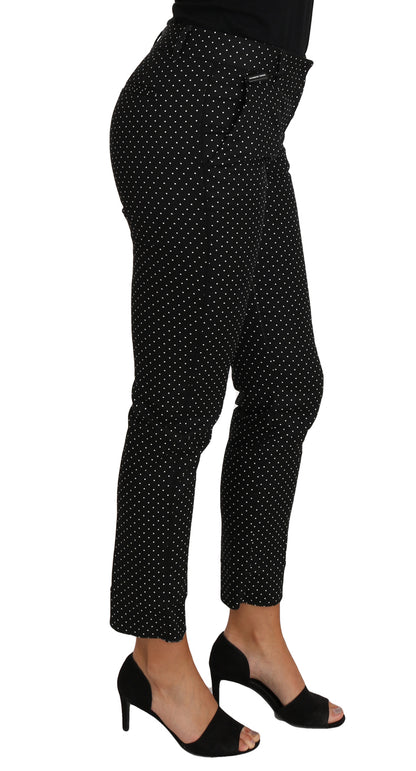 Elegantes pantalones cortos de lunares
