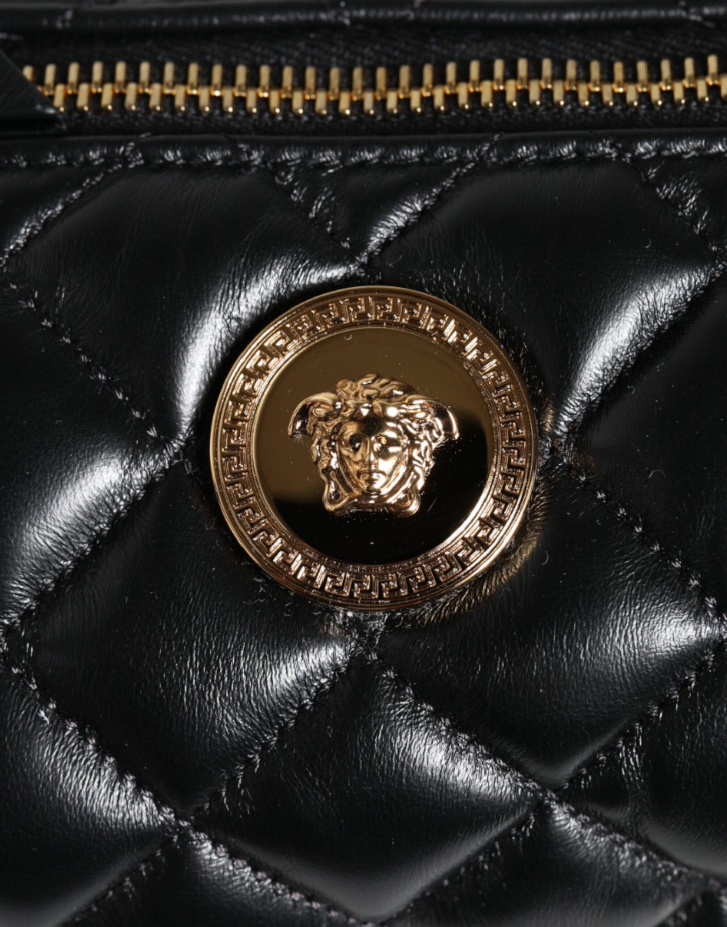 Black Mini Quilted Lambskin Leather Crossbody Sling Borse Bag